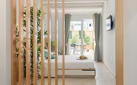 Domus Laetitiae Rooms & Apartments