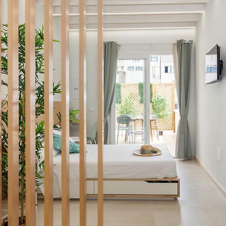 Domus Laetitiae Rooms & Apartments Quartu SantʼElena Zewnętrze zdjęcie