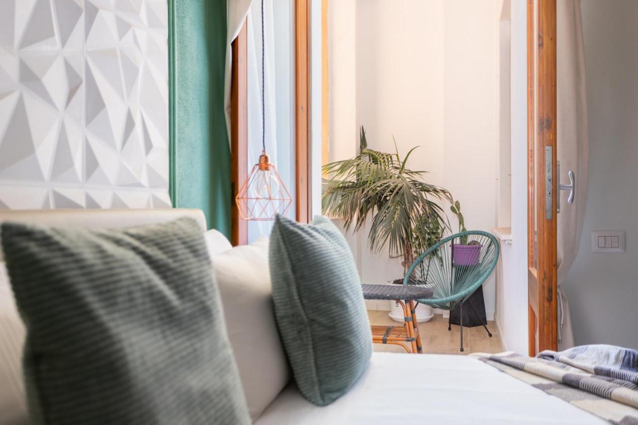 Domus Laetitiae Rooms & Apartments Quartu SantʼElena Zewnętrze zdjęcie