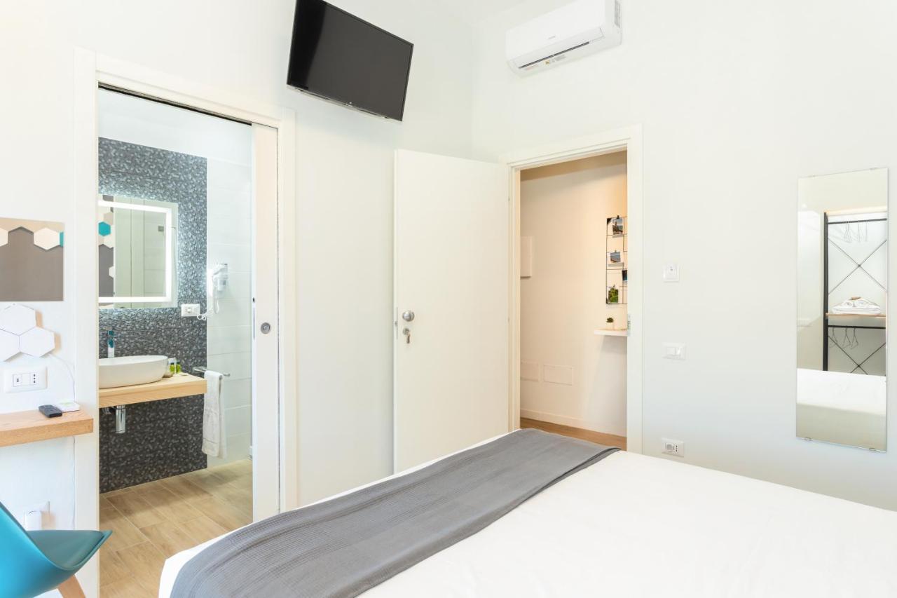 Domus Laetitiae Rooms & Apartments Quartu SantʼElena Zewnętrze zdjęcie