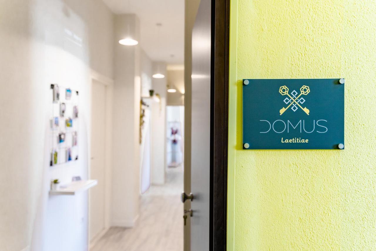 Domus Laetitiae Rooms & Apartments Quartu SantʼElena Zewnętrze zdjęcie