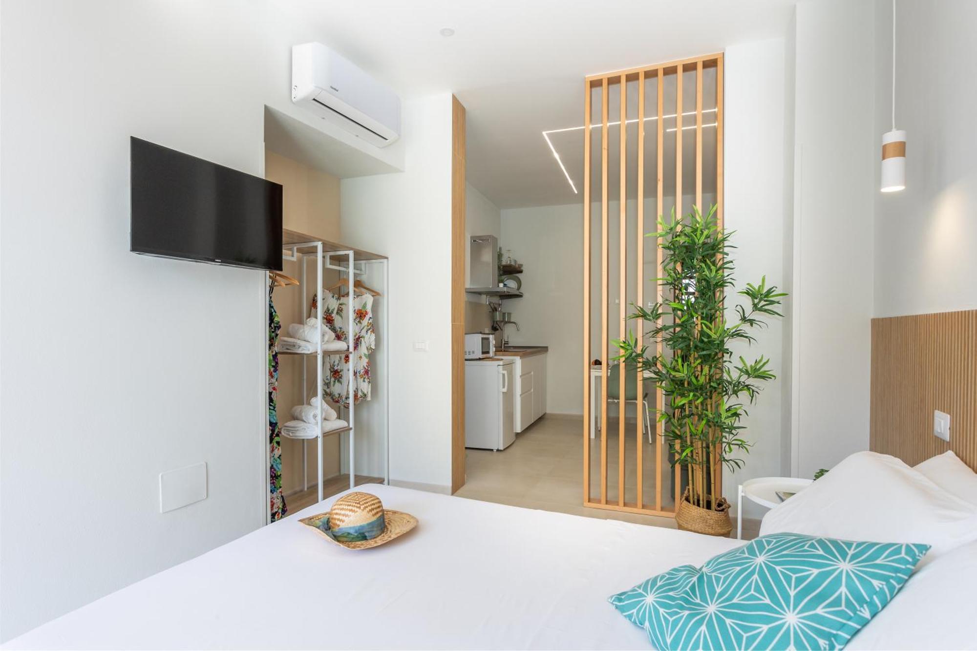 Domus Laetitiae Rooms & Apartments Quartu SantʼElena Zewnętrze zdjęcie